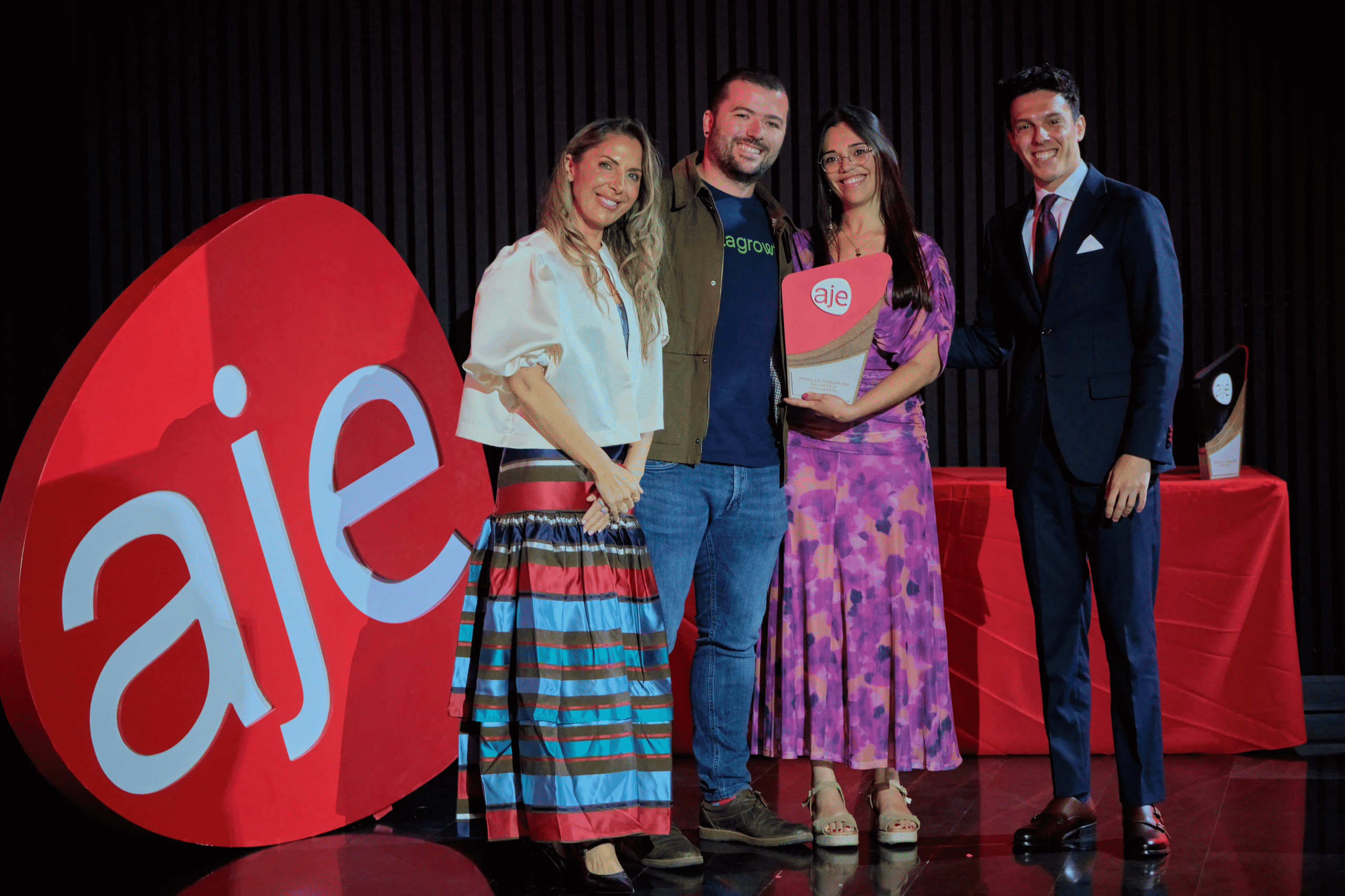 DataGrowth gana el Premio AJE Canarias Under30: Un reconocimiento al talento que apuesta por la IA desde Canarias
