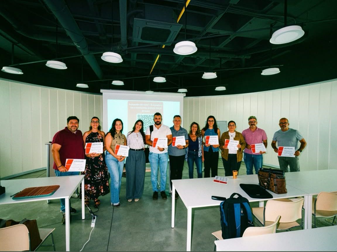 Sesión de formación de Datagrowth sobre automatización con n8n en la Cámara de Comercio